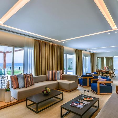 海岸线海滩穆尔瓦度假村 乌姆赛义德 外观 照片 A suite at the hotel