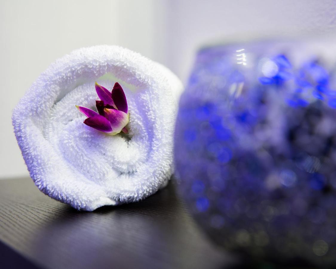 海岸线海滩穆尔瓦度假村 乌姆赛义德 外观 照片 A spa towel